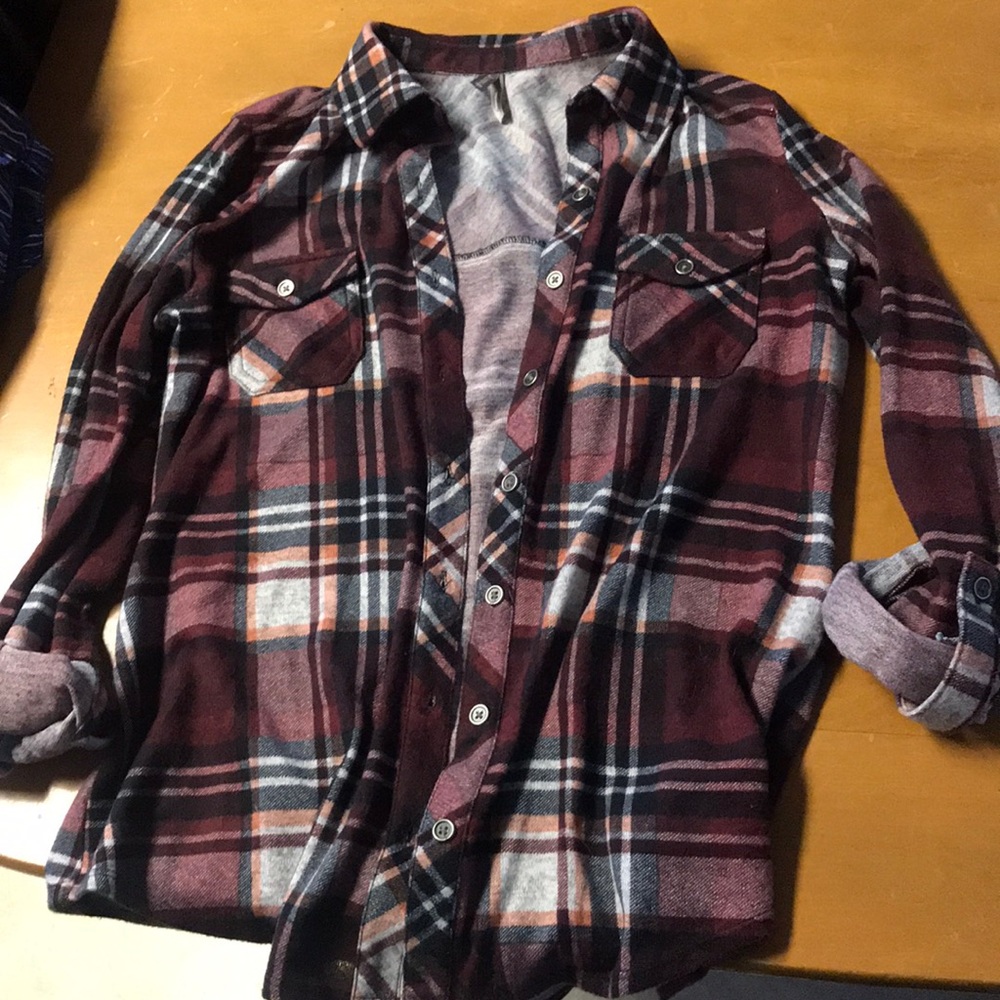 Nice flannel great condition!